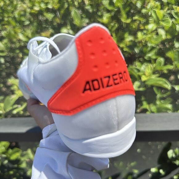 Athletic_Shoes